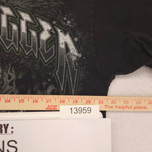 Grave Digger Monster Truck Graphic Short Sleeve Crew Neck Shirt Men Size L Black - Picture 6 of 9